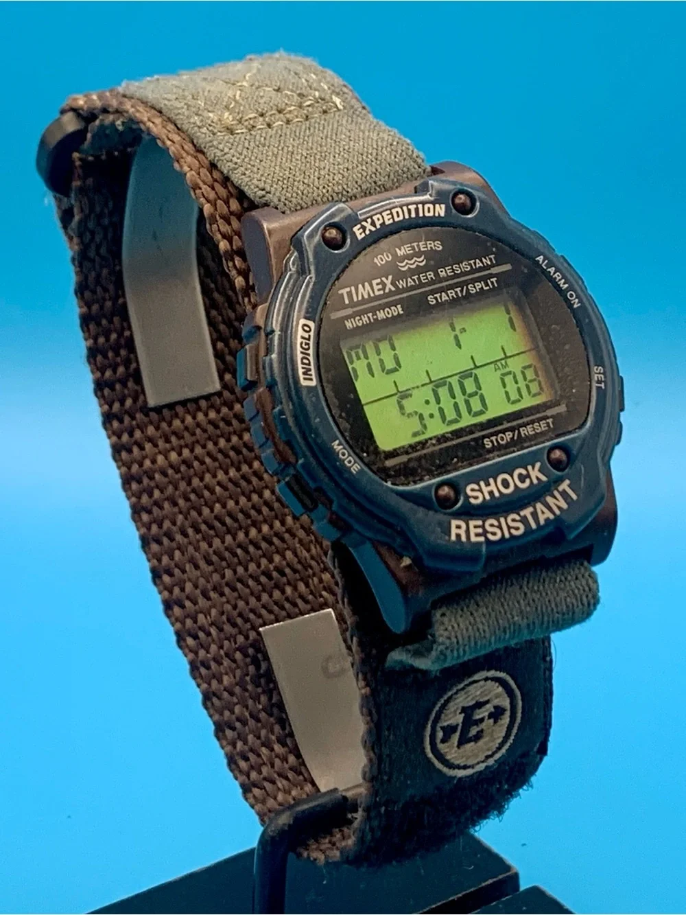 TIMEX EXPEDITION SHOCK Men’s Vintage 1997 Digital Watch Indiglo Working New Batt